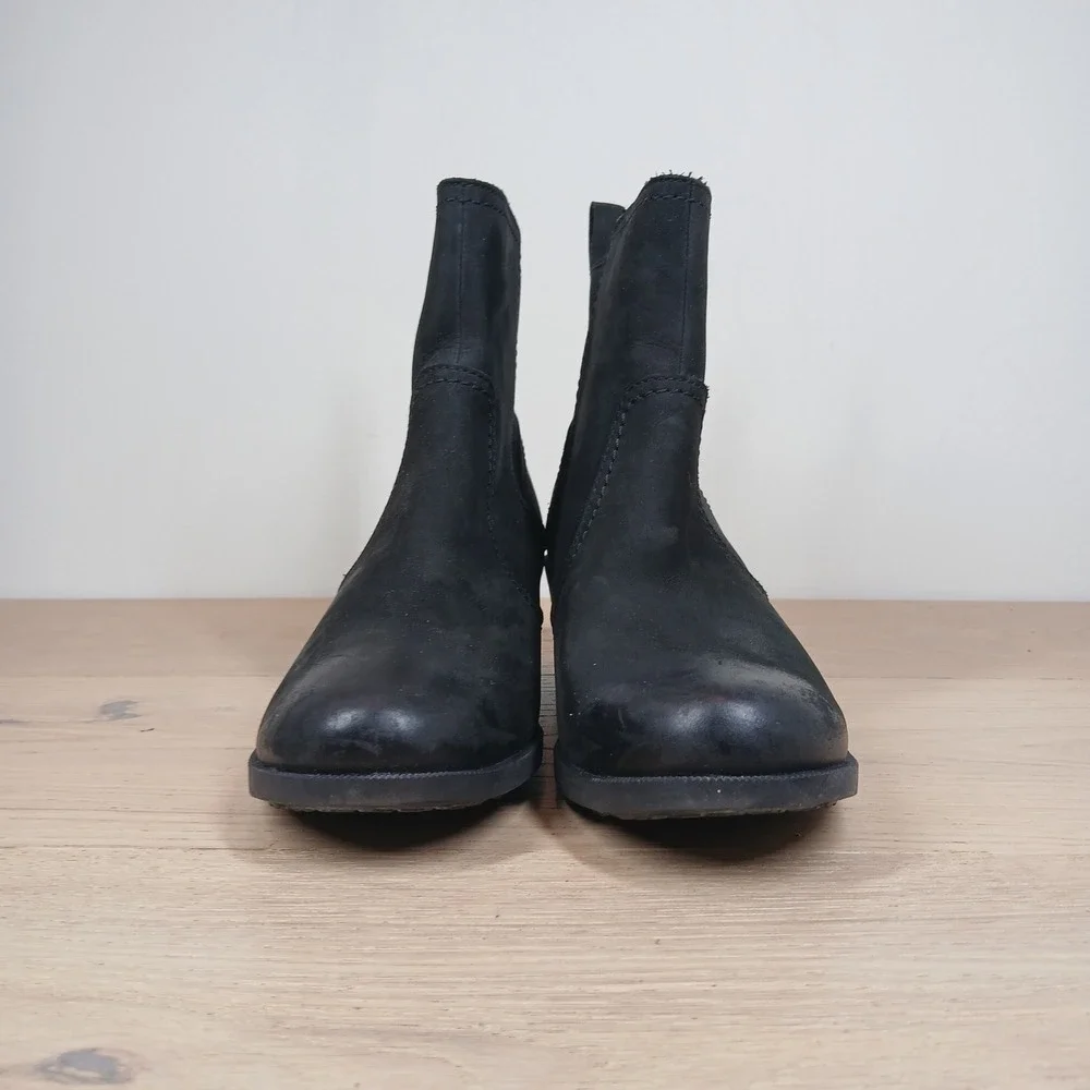 Teva Foxy Chelsea Boots Women 7 Black Nubuck Leather Waterproof Block Heel